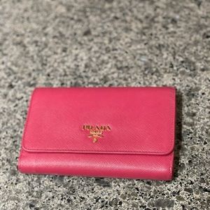 Prada Wallet-Low Price-Almost New